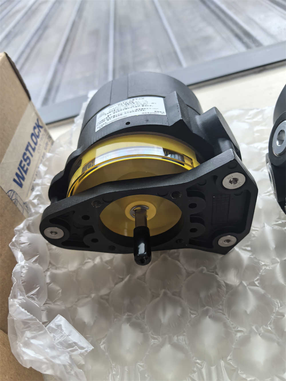 Westlock DIGITAL EPIC D261/D271 Local Indicator for Westlock Position Transmitter Model Number D261NT0000BYRX3C002