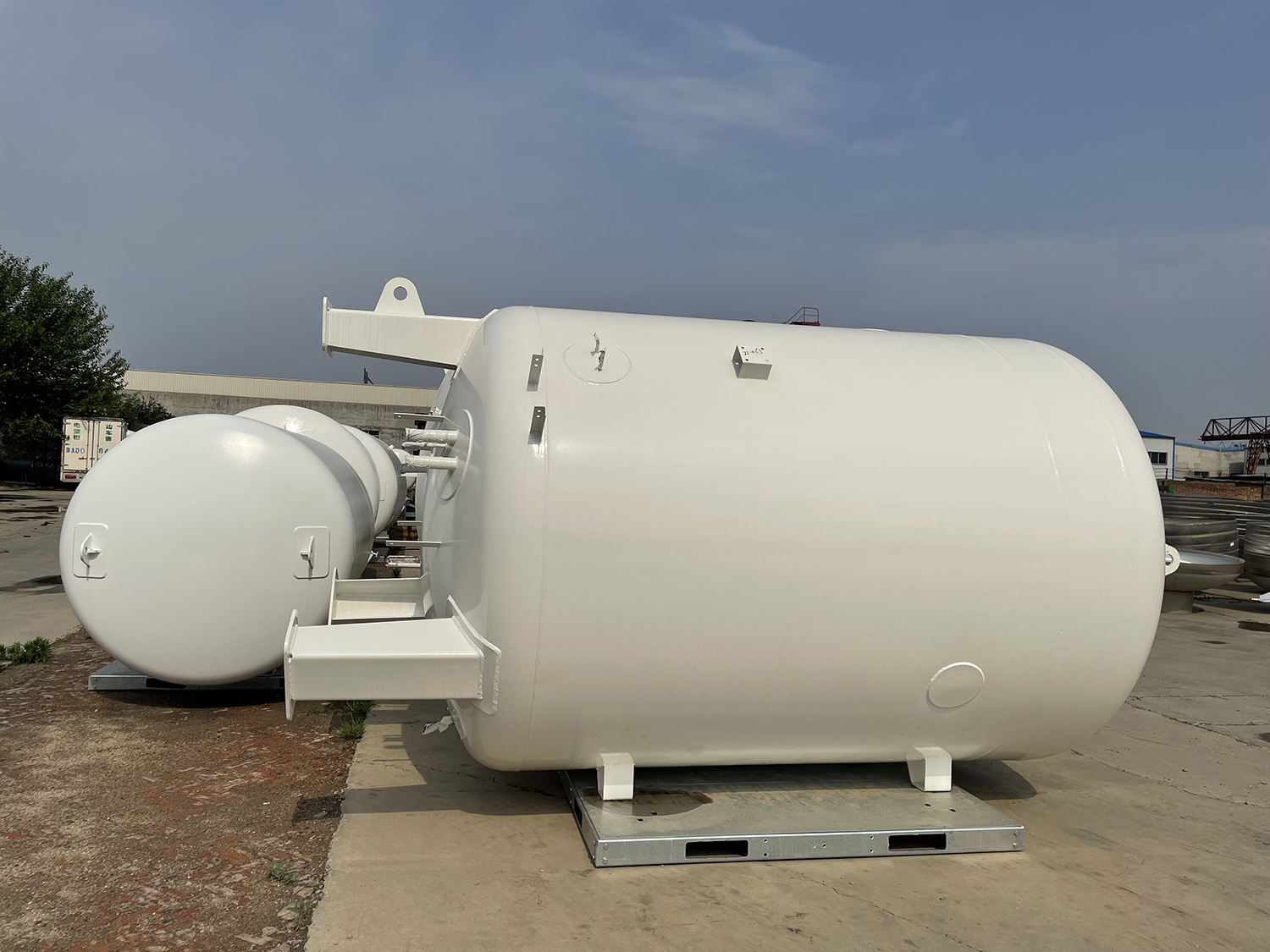 10M3-250M3 Cryogenic Storage Tank Vertical  Cryogenic Liquid Oxygen LNG, N2, O2, Ar, CO2.