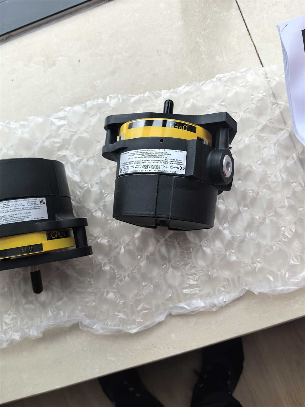 Westlock DIGITAL EPIC D261/D271 Local Indicator for Westlock Position Transmitter Model Number D261NT0000BYRX3C002
