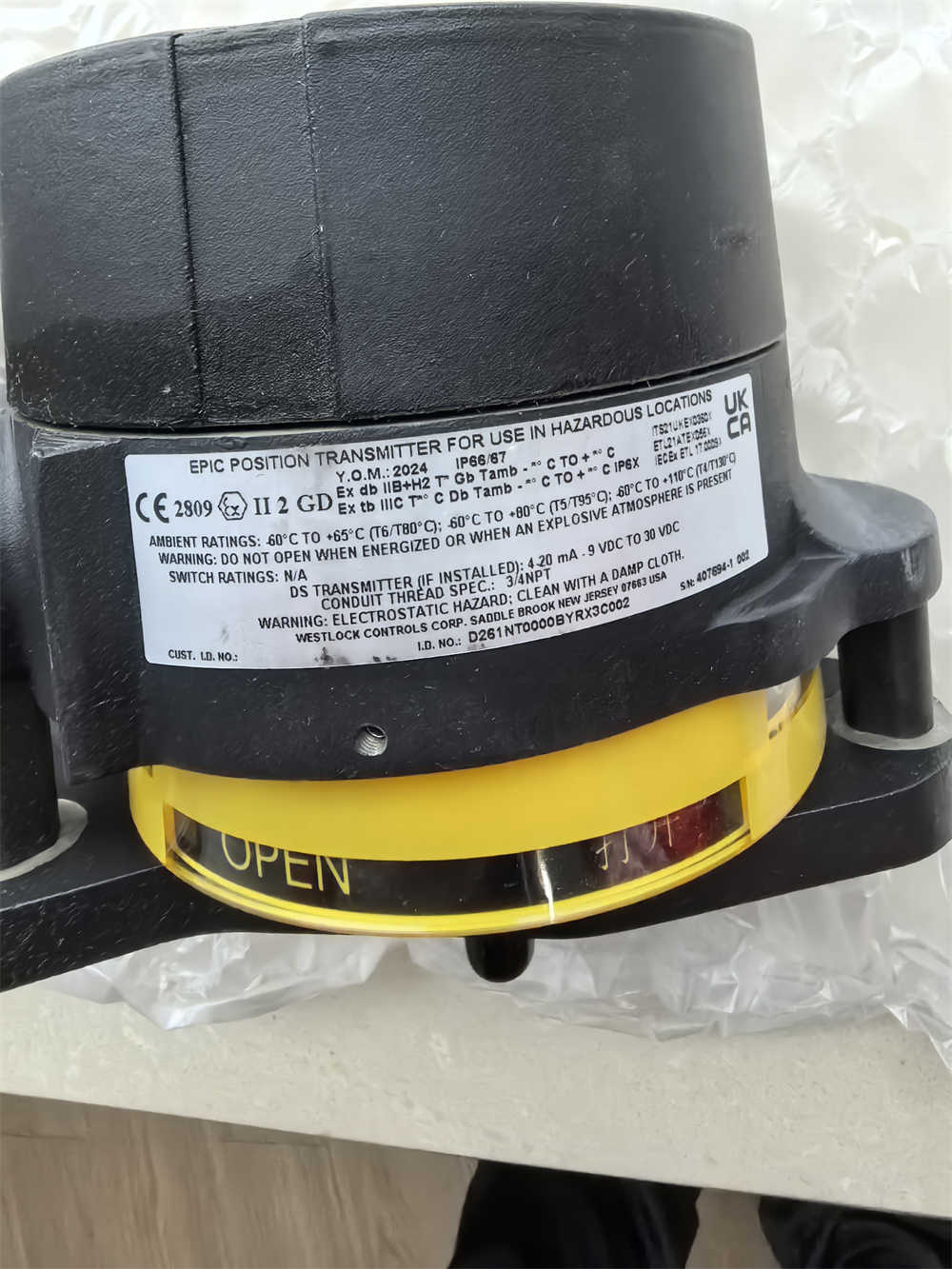 Westlock DIGITAL EPIC D261/D271 Local Indicator for Westlock Position Transmitter Model Number D261NT0000BYRX3C002