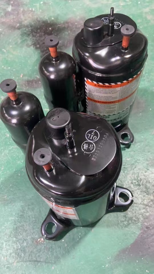 Hermetic Rotary Compressor TRK5512Y TRK5480Y TRK5450Y RK5512Y RK5480Y RK5450Y R134A 400V 3 50Hz 440 3 60Hz Tecumseh