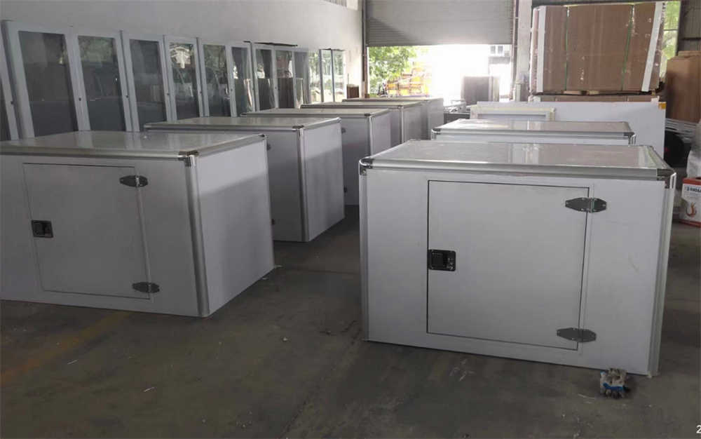 Custom Refrigeration Storage Box Installed Inside Van Frozen Container in Cargo Truck Transportation