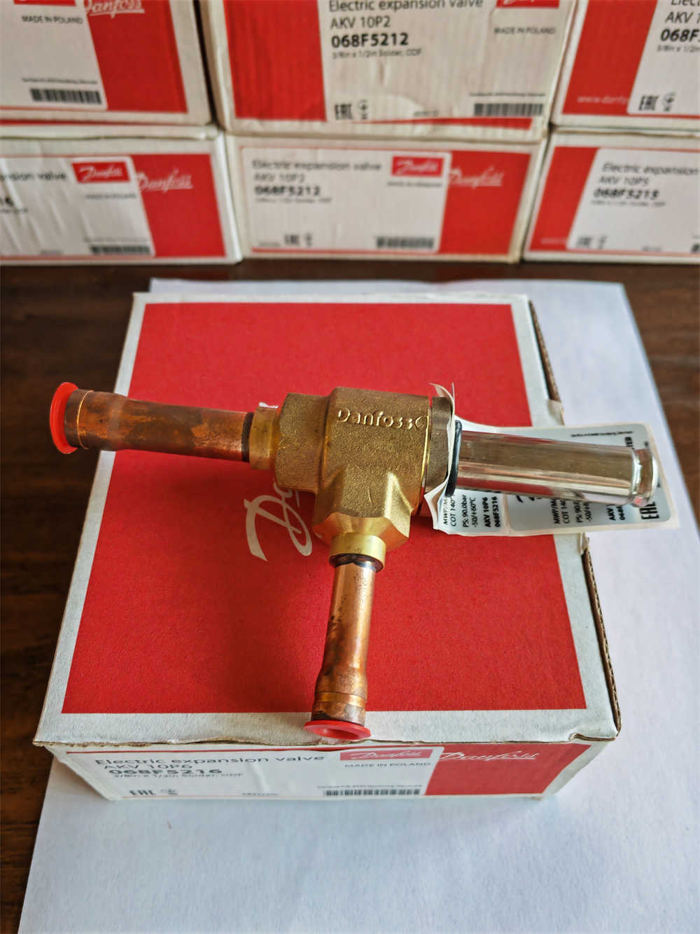 Original New Refrigeration Electric Expansion Valve AKV 10P6 068F5216 AKV 10P2 068F5212 AKV 10P5 068F5215 for Cold Storage